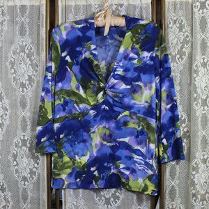 Beautiful blue floral blouse by Jones New York Size M-PM1